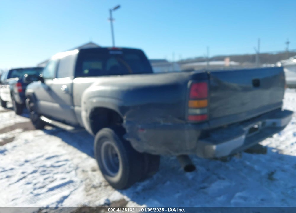 2003 GMC SIERRA 3500 SLT VIN: 1GTJK331X3F206237