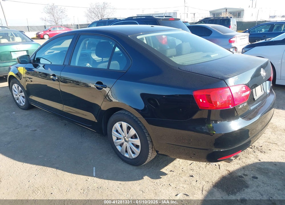 2012 VOLKSWAGEN JETTA 2.0L S VIN: 3VW2K7AJ7CM315945