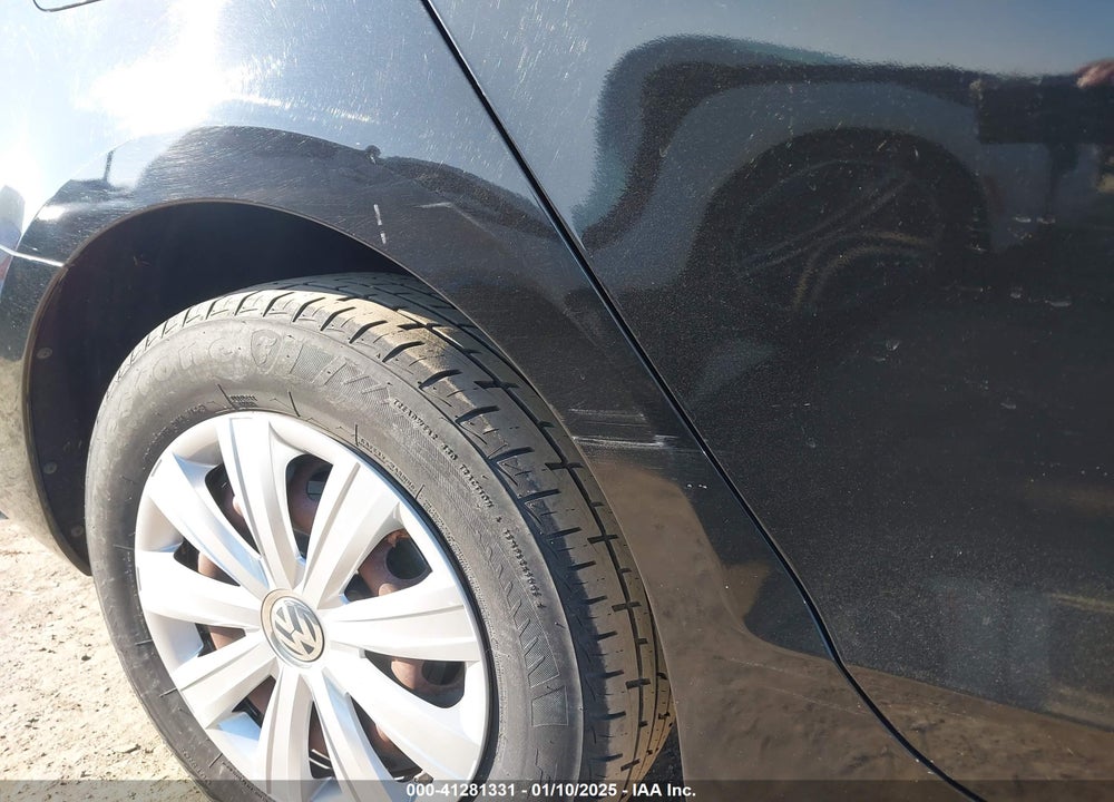 2012 VOLKSWAGEN JETTA 2.0L S VIN: 3VW2K7AJ7CM315945