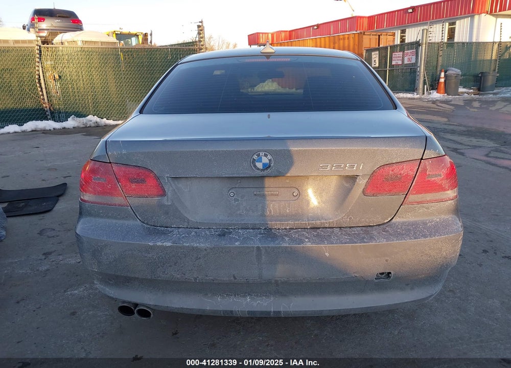 2009 BMW 328I VIN: WBAWV13559P121939