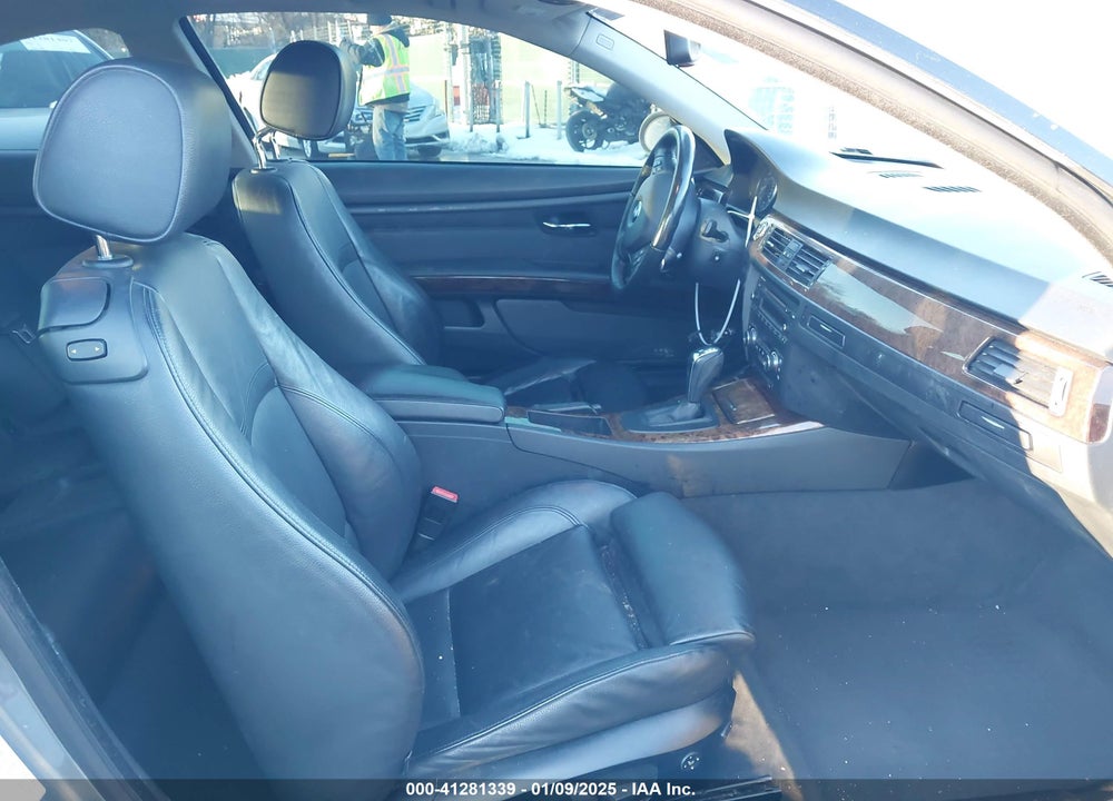2009 BMW 328I VIN: WBAWV13559P121939