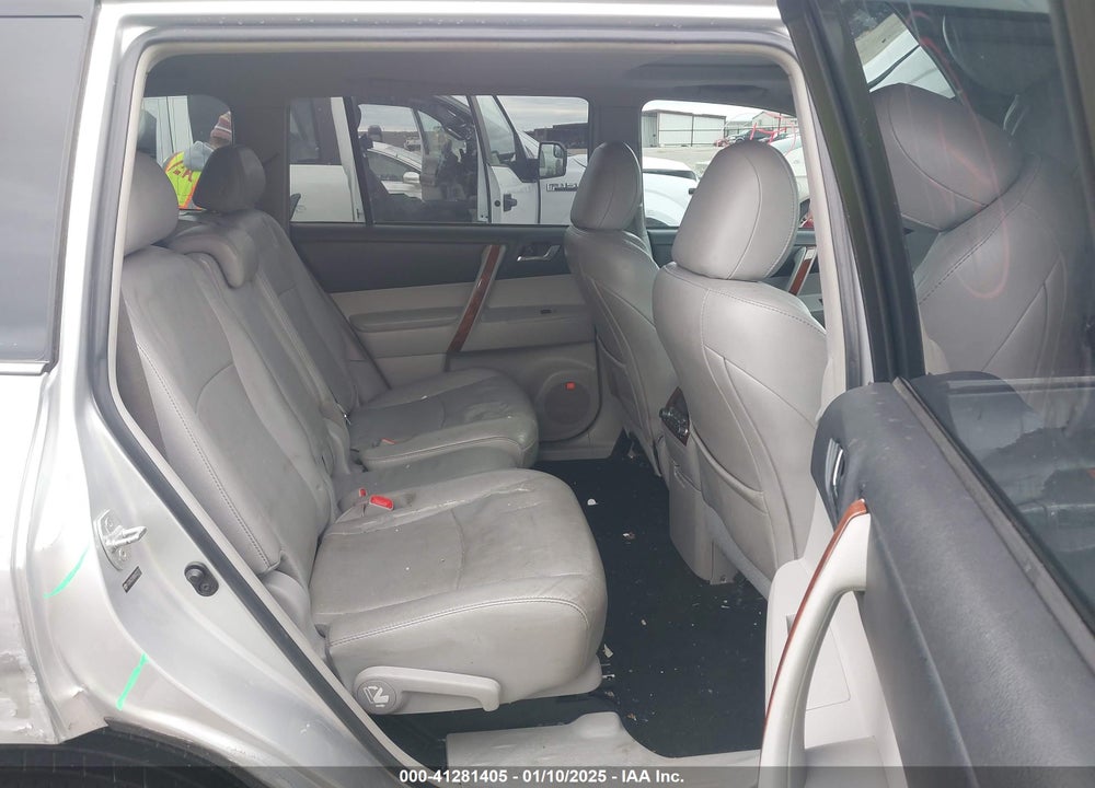 2011 TOYOTA HIGHLANDER LIMITED V6 VIN: 5TDYK3EH0BS035151