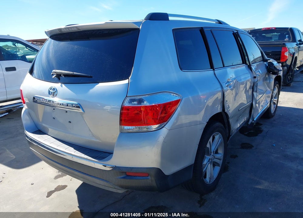 2011 TOYOTA HIGHLANDER LIMITED V6 VIN: 5TDYK3EH0BS035151