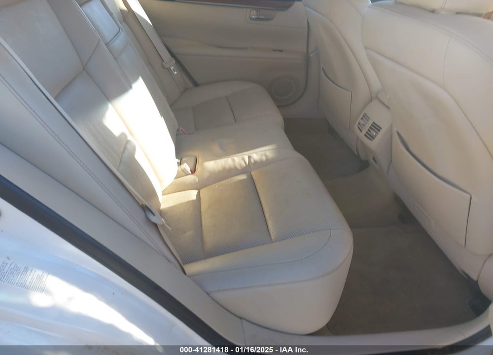 2014 LEXUS ES 300H VIN: JTHBW1GG6E2075022