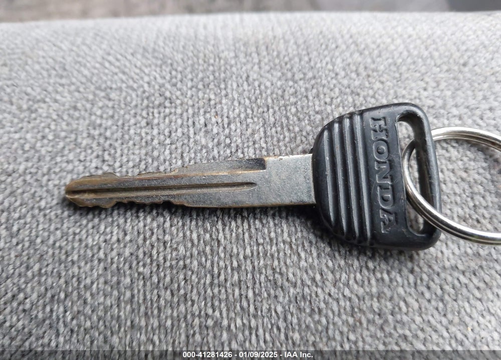 1993 HONDA CIVIC LX VIN: JHMEG8652PS029483