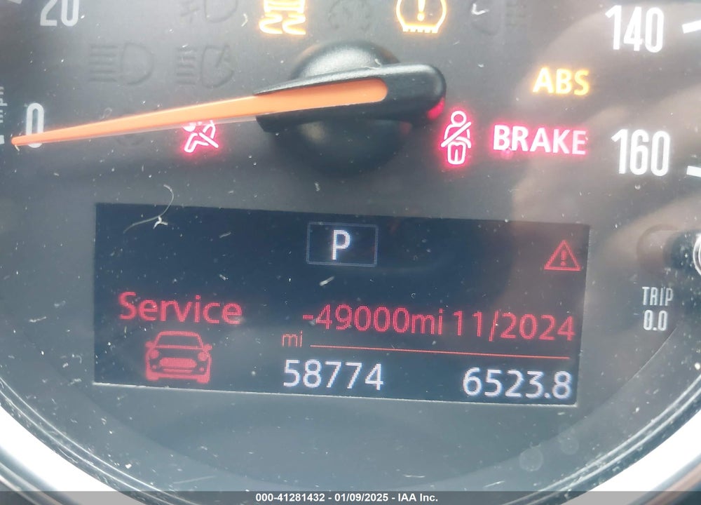 2018 MINI COUNTRYMAN COOPER S VIN: WMZYT3C35J3E93291