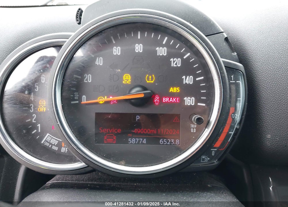 2018 MINI COUNTRYMAN COOPER S VIN: WMZYT3C35J3E93291