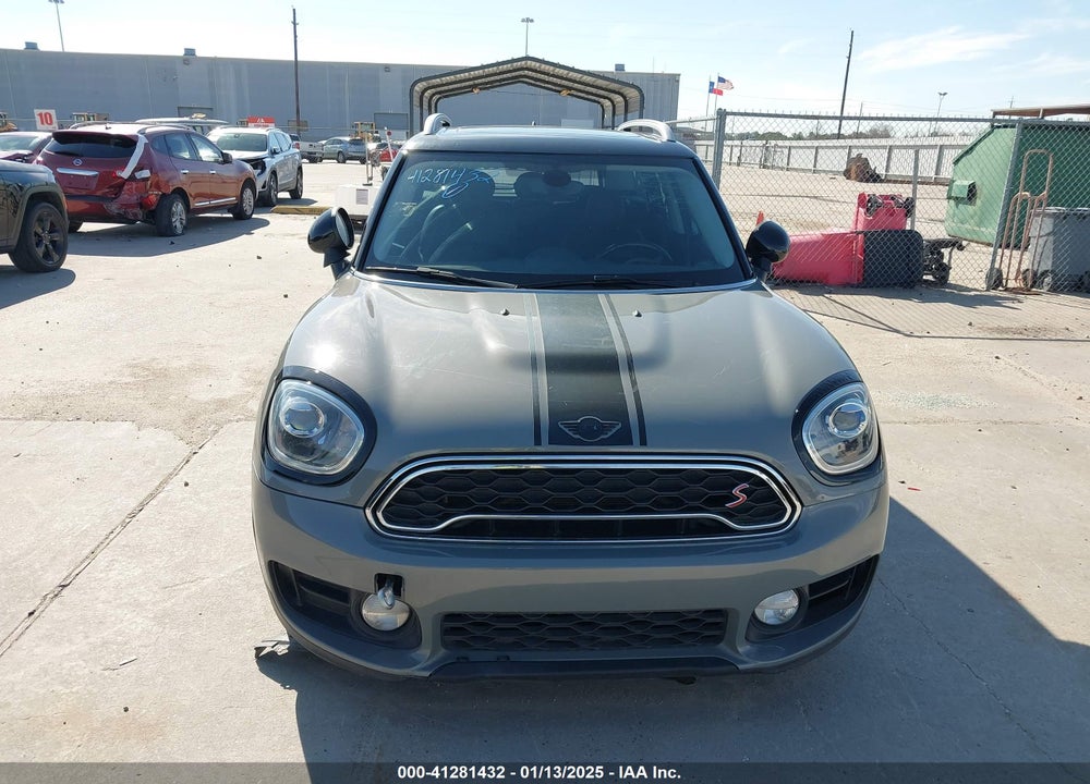 2018 MINI COUNTRYMAN COOPER S VIN: WMZYT3C35J3E93291