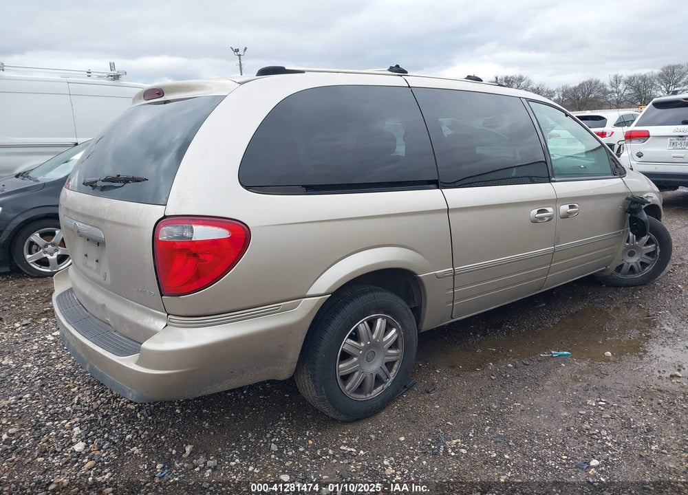 2005 CHRYSLER TOWN & COUNTRY LIMITED VIN: 2C8GP64L15R126574