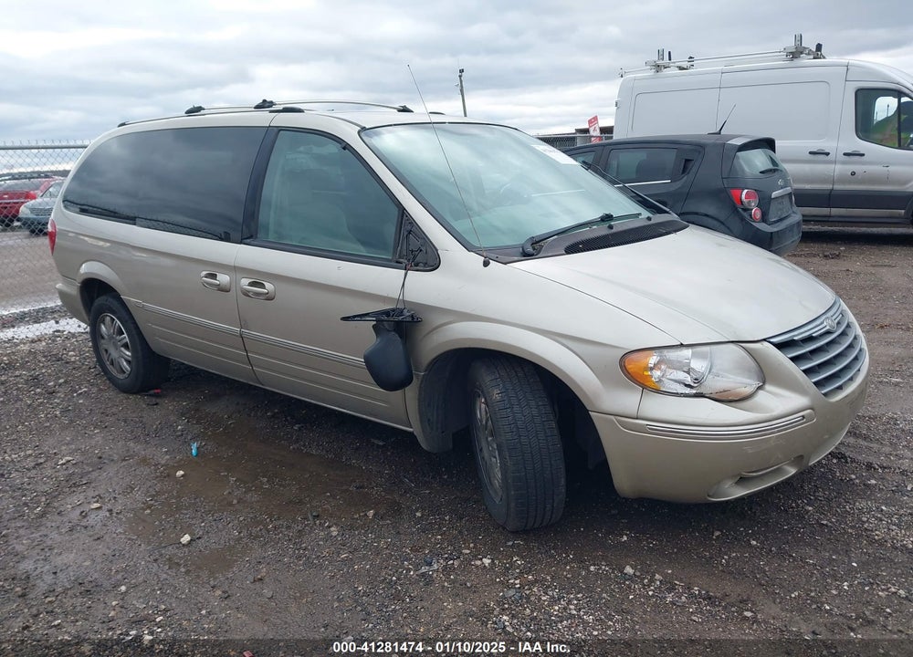 2005 CHRYSLER TOWN & COUNTRY LIMITED VIN: 2C8GP64L15R126574