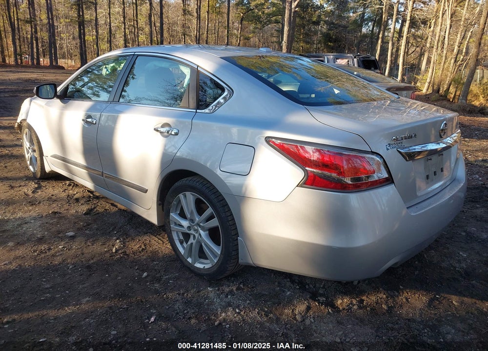 2015 NISSAN ALTIMA VIN: 1N4BL3AP7FC115611