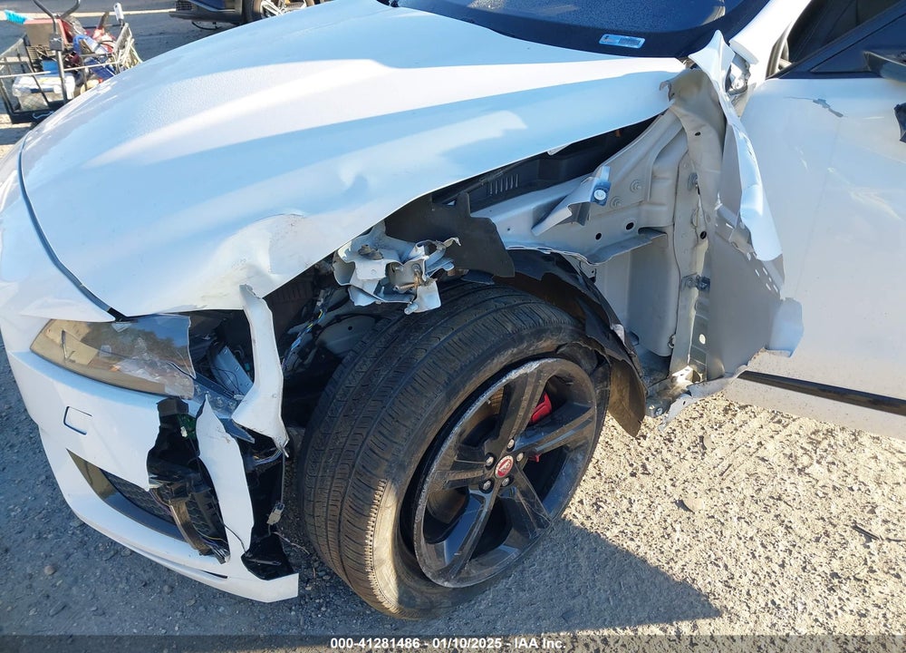 2019 JAGUAR F-PACE S VIN: SADCM2FV9KA602624