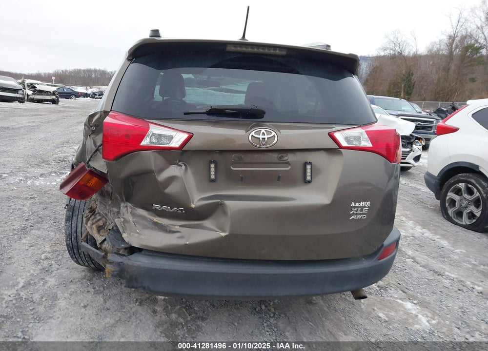 2015 TOYOTA RAV4 XLE VIN: 2T3RFREV3FW241344