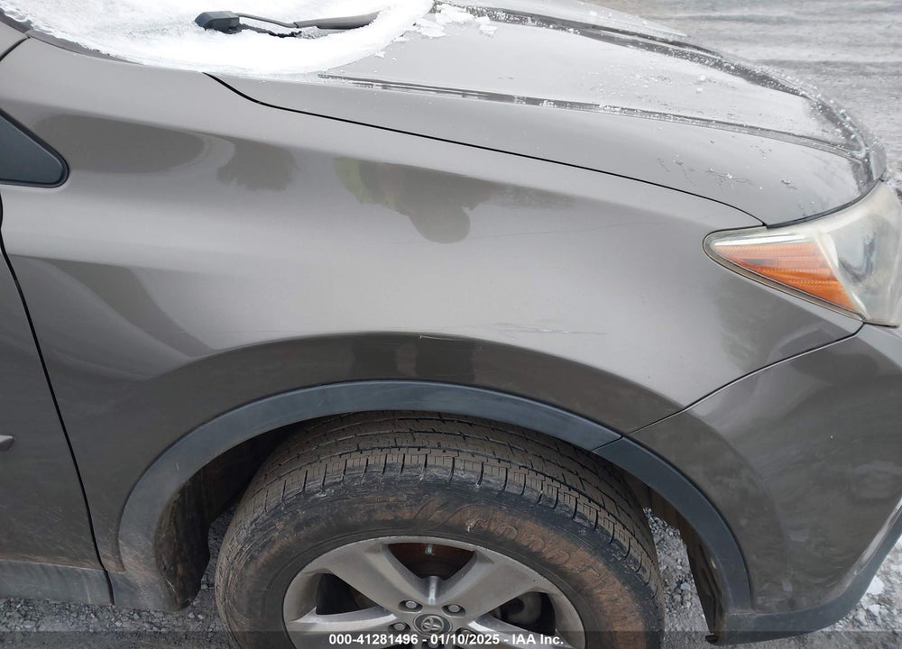 2015 TOYOTA RAV4 XLE VIN: 2T3RFREV3FW241344