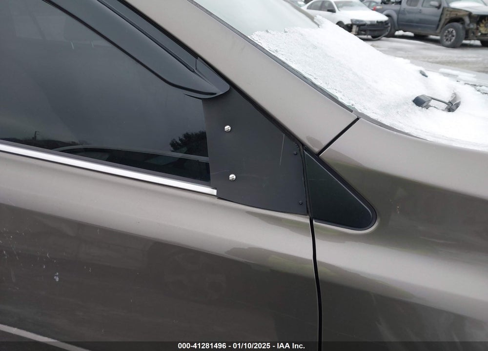 2015 TOYOTA RAV4 XLE VIN: 2T3RFREV3FW241344