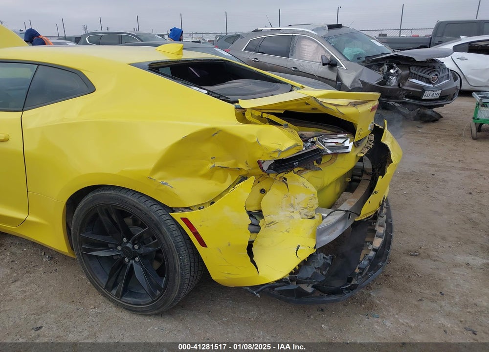 2018 CHEVROLET CAMARO VIN: 1G1FB1RSXJ0118825