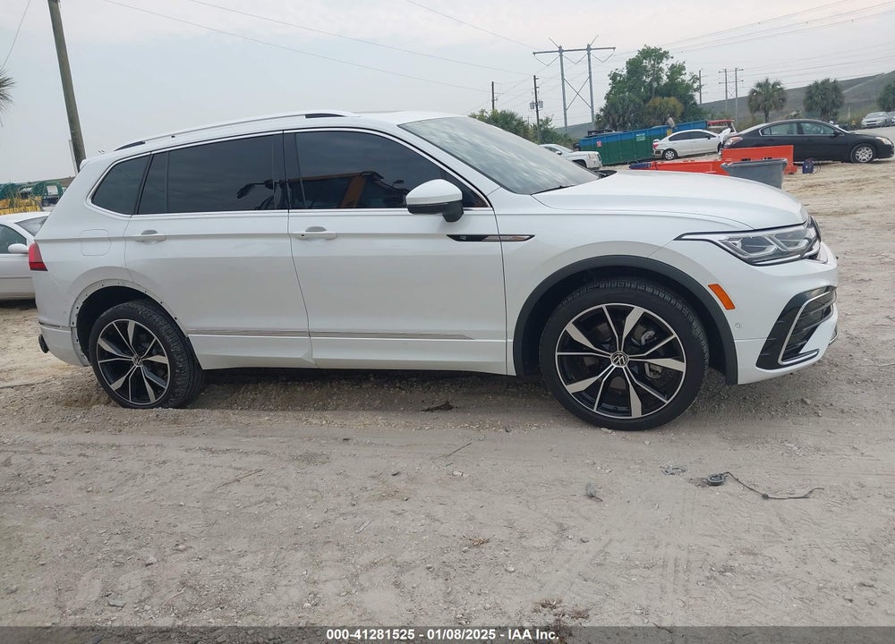 2022 VOLKSWAGEN TIGUAN 2.0T SEL R-LINE VIN: 3VV4B7AX5NM111133