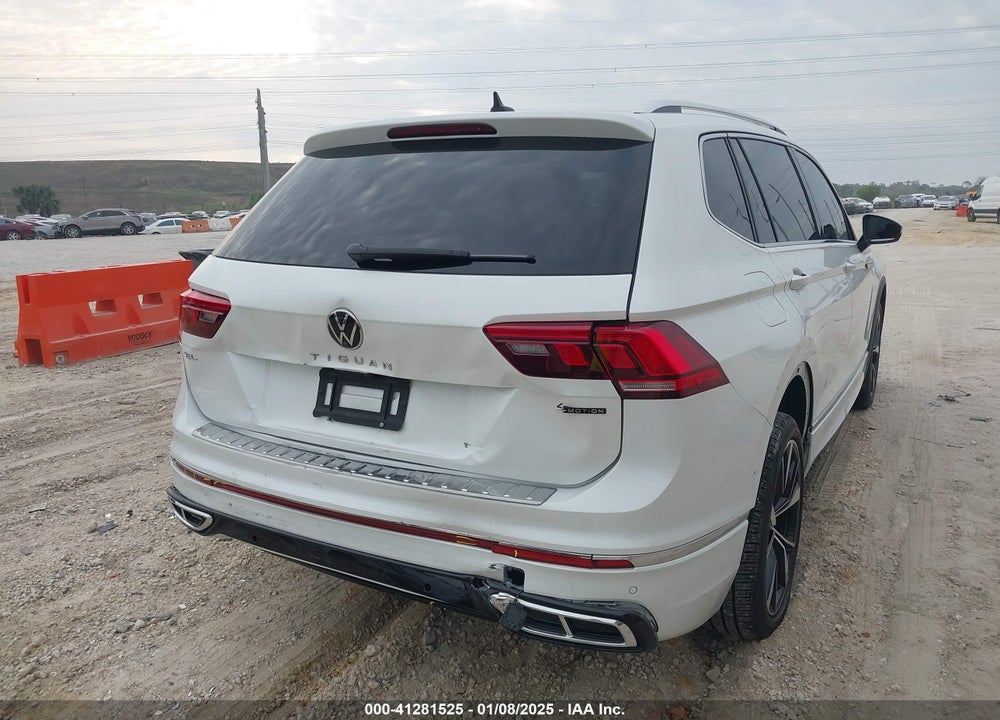 2022 VOLKSWAGEN TIGUAN 2.0T SEL R-LINE VIN: 3VV4B7AX5NM111133