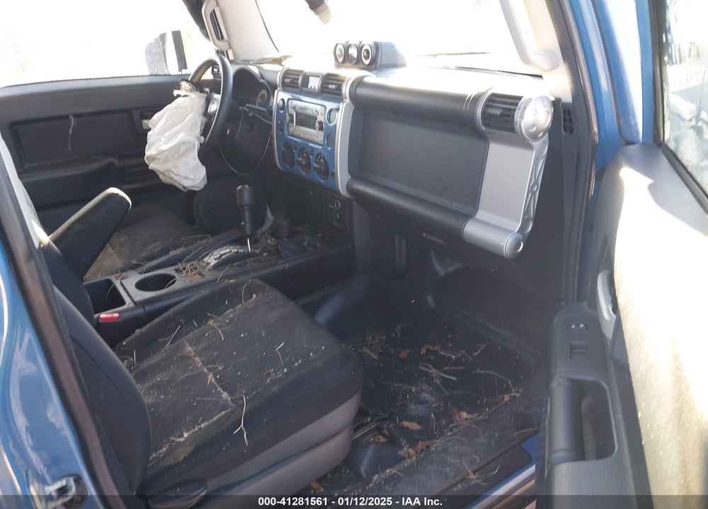 2013 TOYOTA FJ CRUISER VIN: JTEBU4BF2DK148937