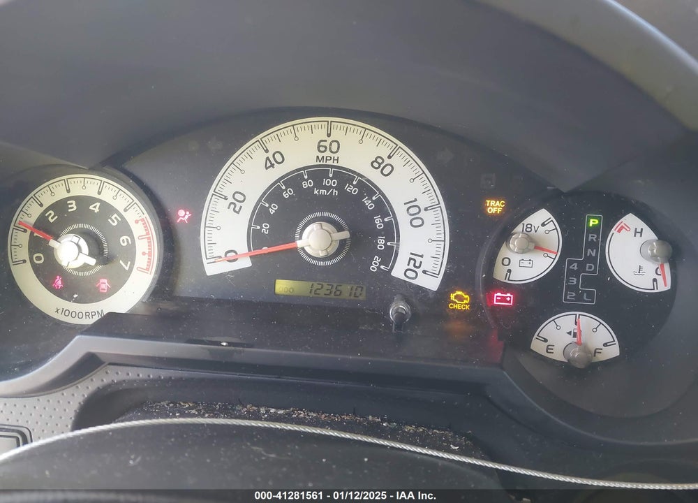 2013 TOYOTA FJ CRUISER VIN: JTEBU4BF2DK148937