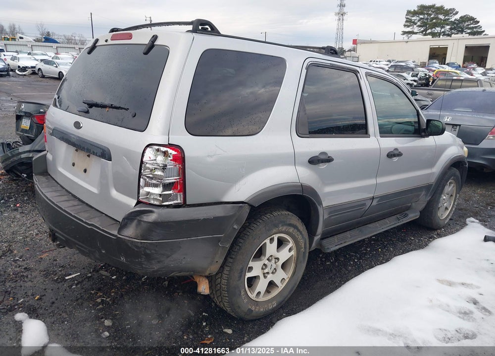 2005 FORD ESCAPE XLT VIN: 1FMYU93115KB07405