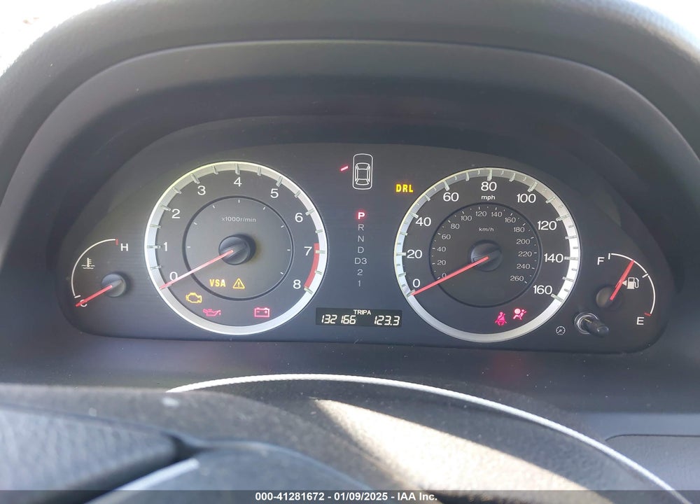 2009 HONDA ACCORD VIN: 1HGCP26439A200233