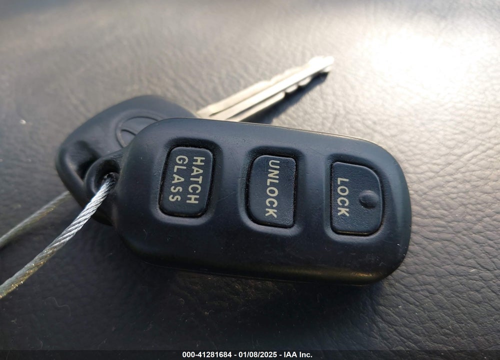 2005 TOYOTA MATRIX/XR VIN: 2T1LR32E85C450263