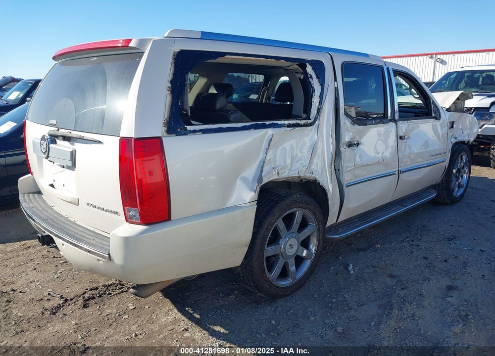 2010 CADILLAC ESCALADE ESV LUXURY VIN: 1GYUKHEF6AR180437