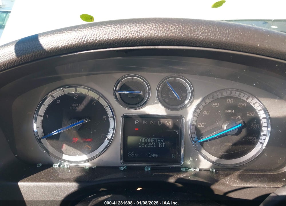 2010 CADILLAC ESCALADE ESV LUXURY VIN: 1GYUKHEF6AR180437