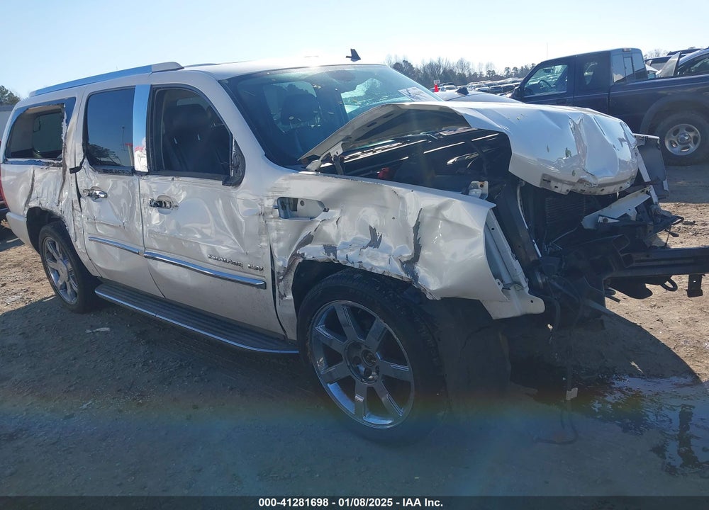 2010 CADILLAC ESCALADE ESV LUXURY VIN: 1GYUKHEF6AR180437