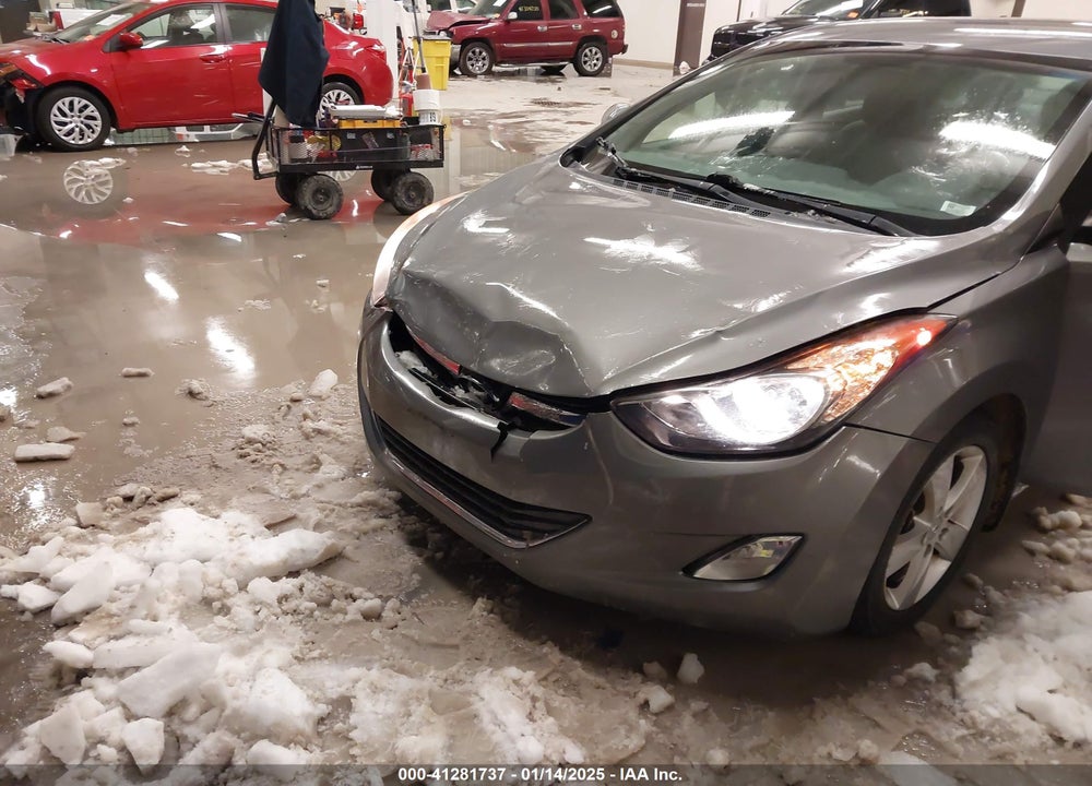 2013 HYUNDAI ELANTRA VIN: 5NPDH4AE6DH421404