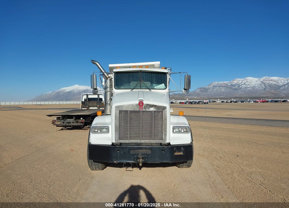 2004 KENWORTH T800 VIN: 1NKDX4EX14R397874