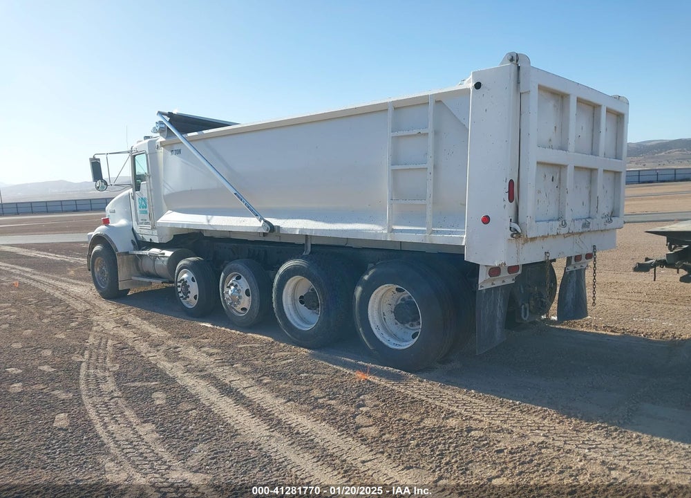 2004 KENWORTH T800 VIN: 1NKDX4EX14R397874