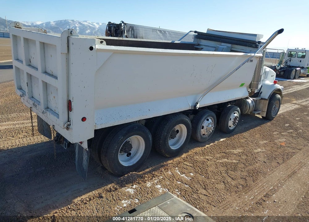 2004 KENWORTH T800 VIN: 1NKDX4EX14R397874
