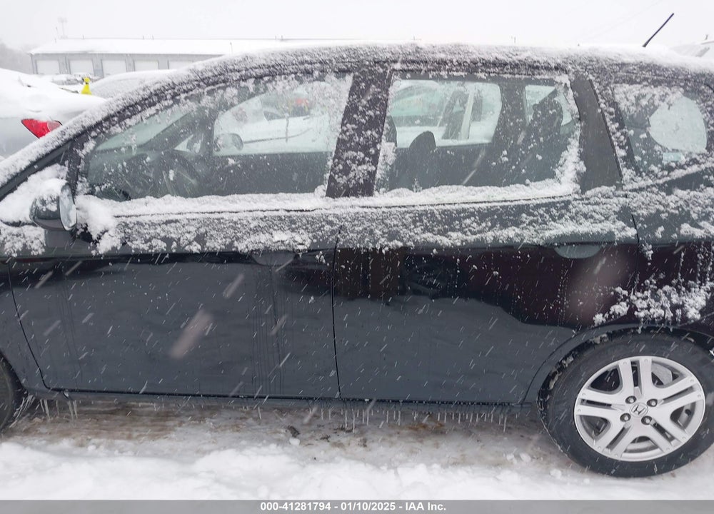 2007 HONDA FIT VIN: JHMGD38487S068149