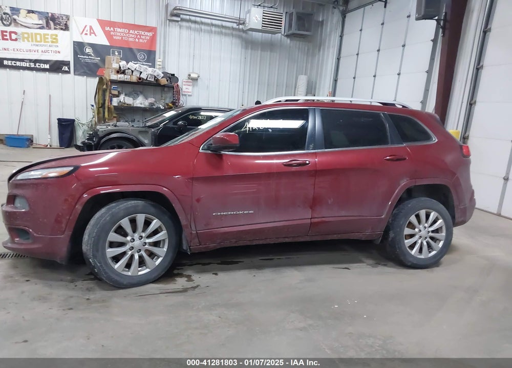 2017 JEEP CHEROKEE OVERLAND 4X4 VIN: 1C4PJMJS6HW620475