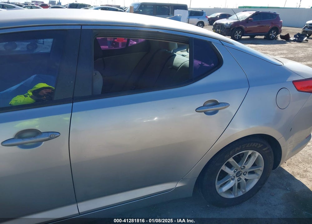 2011 KIA OPTIMA LX VIN: KNAGM4A70B5154443