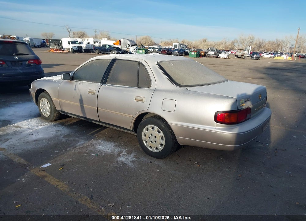 1995 TOYOTA CAMRY LE VIN: JT2SK12E9S0298030