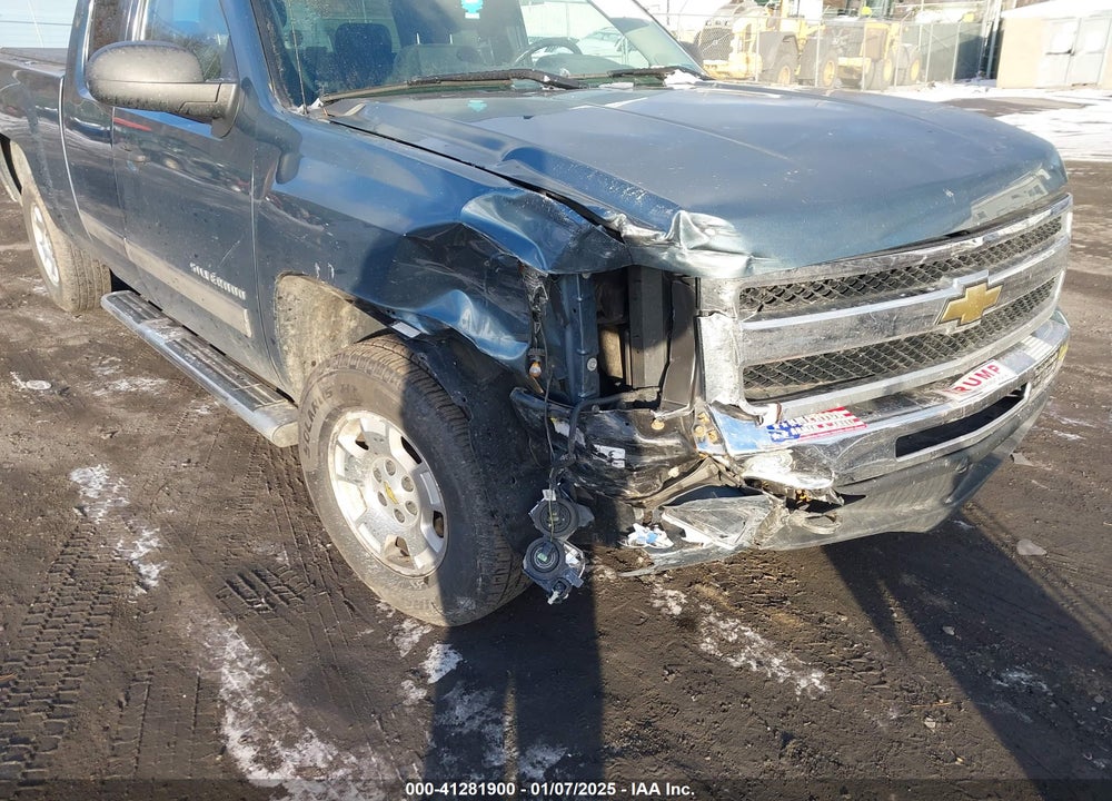2011 CHEVROLET SILVERADO 1500 LT VIN: 1GCRKSE36BZ360372