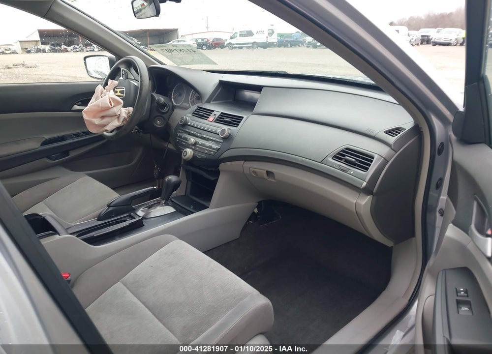 2009 HONDA ACCORD 2.4 LX-P VIN: 1HGCP26449A140317