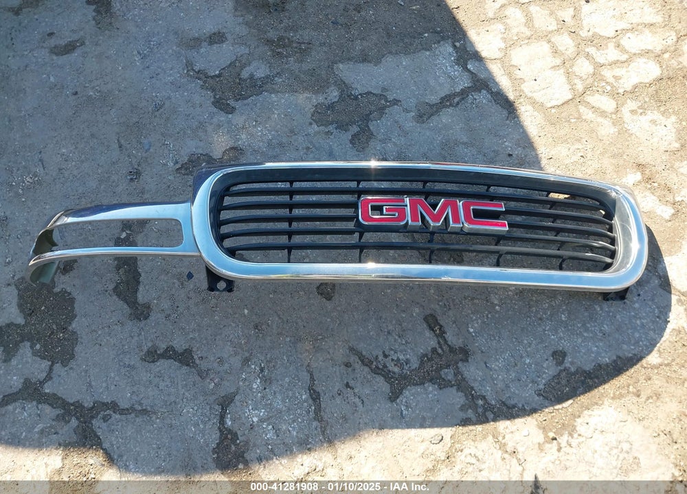 2005 GMC YUKON VIN: 1GKEC13VX5J133090
