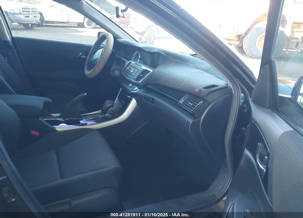 2016 HONDA ACCORD VIN: 1HGCR2F39GA120871