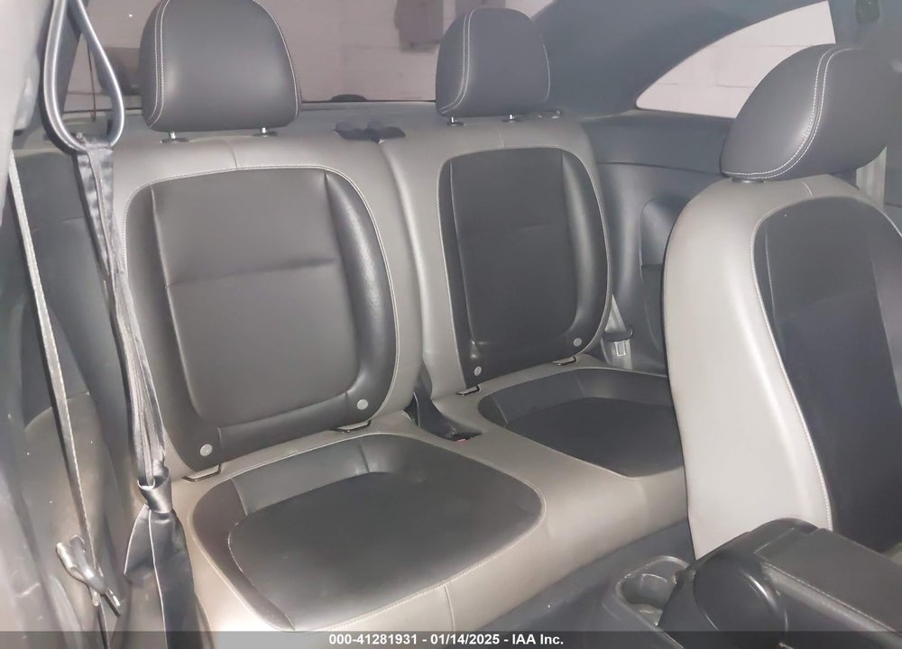 2015 VOLKSWAGEN BEETLE 1.8T FLEET EDITION VIN: 3VWF17AT1FM654503