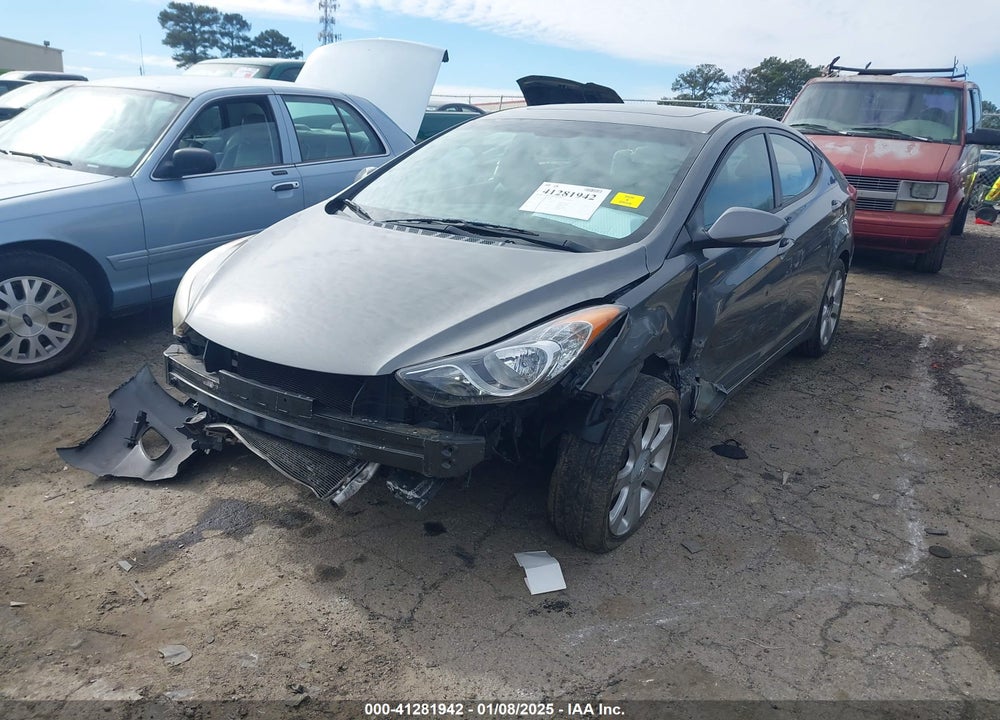 2013 HYUNDAI ELANTRA VIN: 5NPDH4AE6DH206685