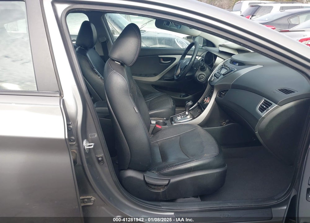 2013 HYUNDAI ELANTRA VIN: 5NPDH4AE6DH206685