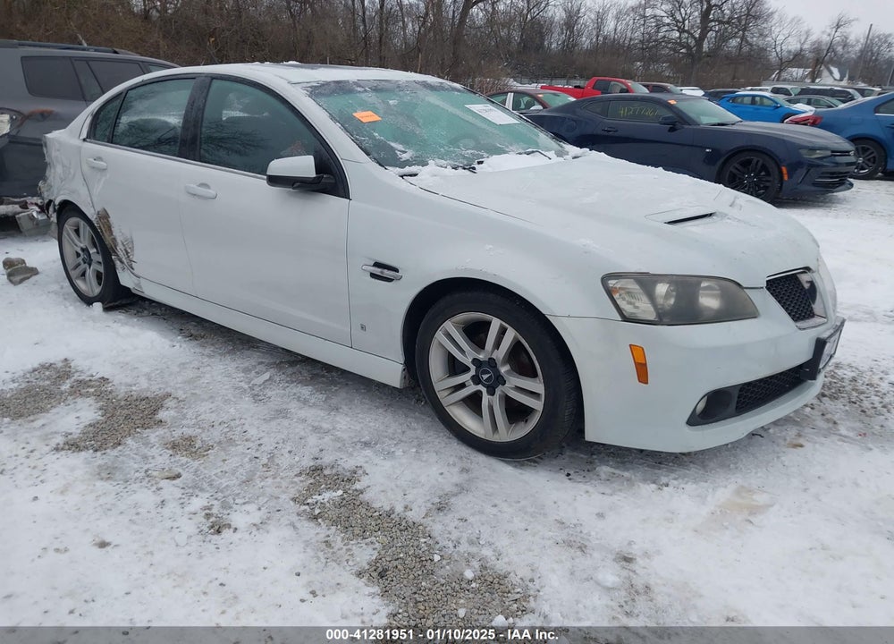 2009 PONTIAC G8 VIN: 6G2ER57799L225368