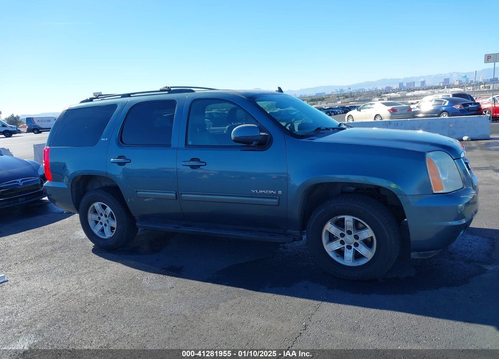 2009 GMC YUKON SLT2 VIN: 1GKFK33049R250761