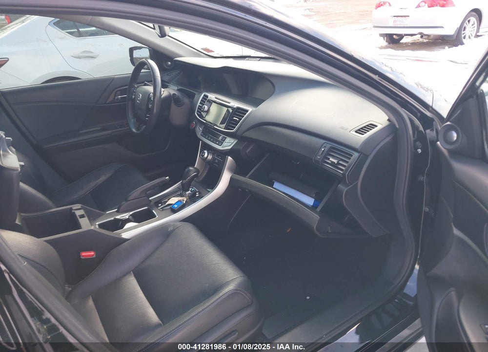 2015 HONDA ACCORD HYBRID TOURING VIN: 1HGCR6F7XFA012350