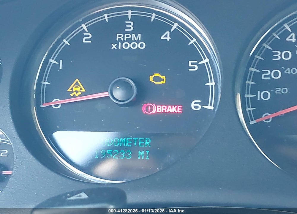 2007 CHEVROLET TAHOE LT VIN: 1GNFK130X7J247351
