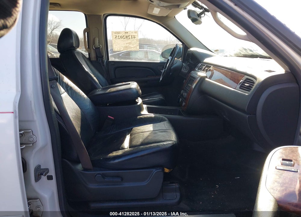 2007 CHEVROLET TAHOE LT VIN: 1GNFK130X7J247351